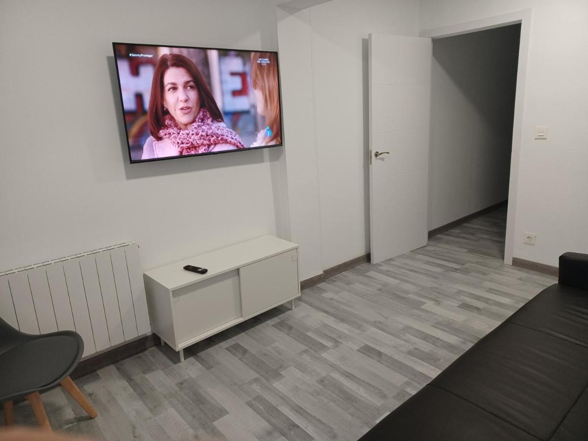 Piso Nuevo A 10 Minutos De San Sebastian Appartement Lasarte Oria Buitenkant foto